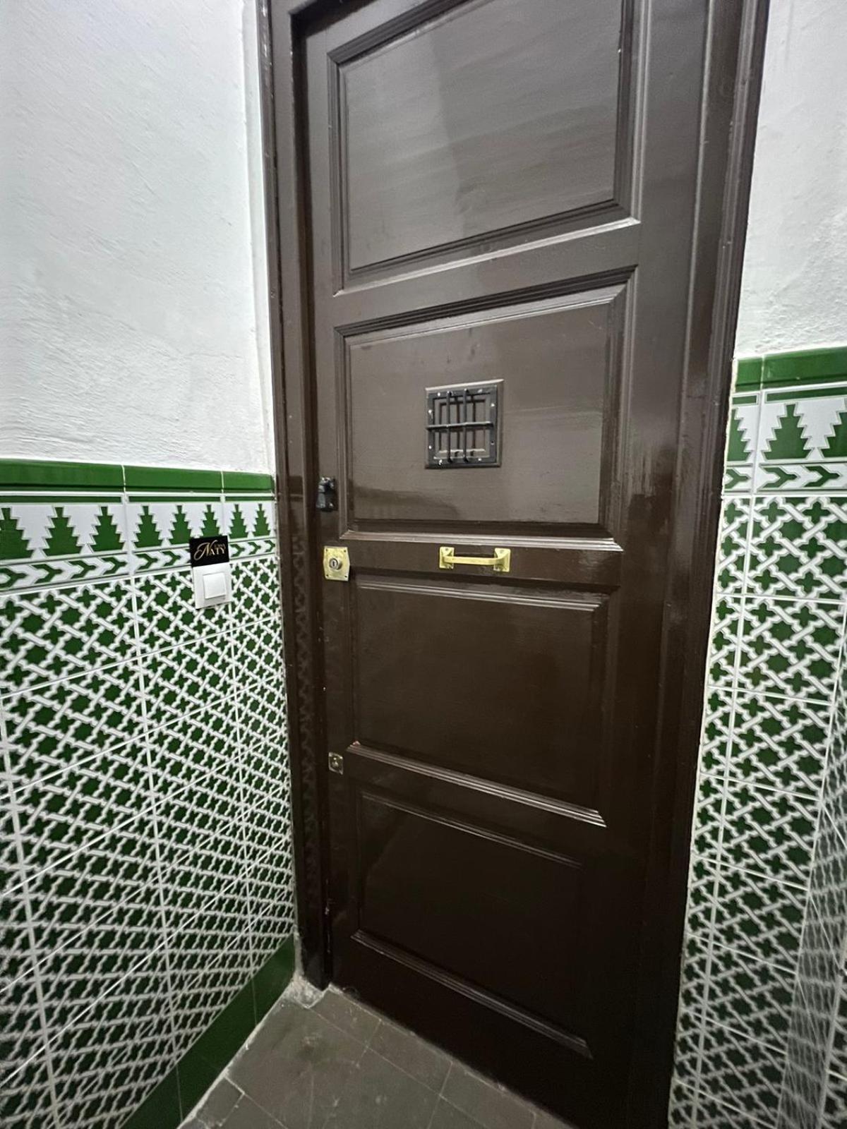 Casa Naty, Espacioso Renovado Apartamento En El Centro De Málaga Exterior foto