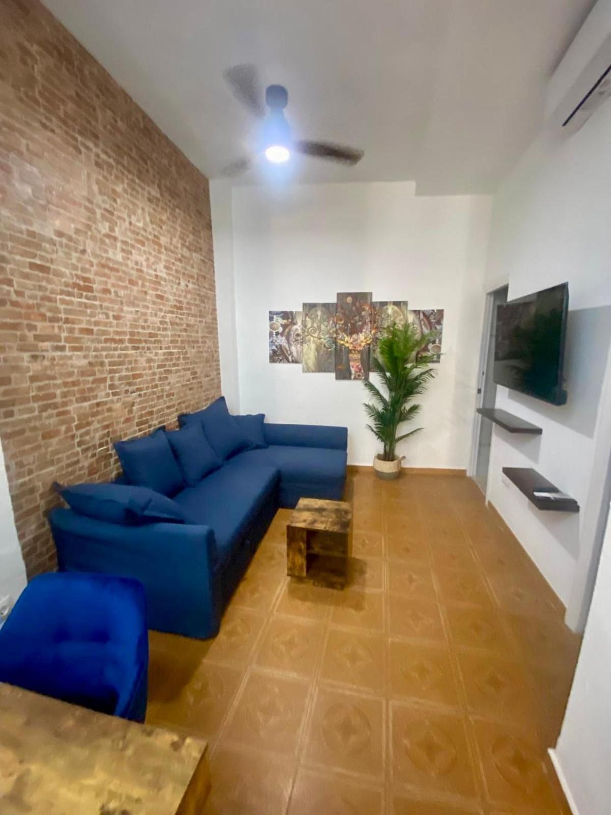 Casa Naty, Espacioso Renovado Apartamento En El Centro De Málaga Exterior foto